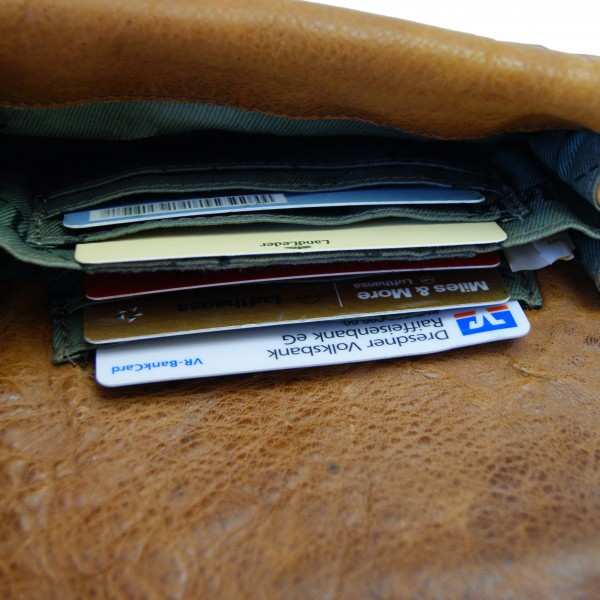 Geldbörse FUGGER aus braunem Leder Geldbörse FUGGER aus braunem Leder