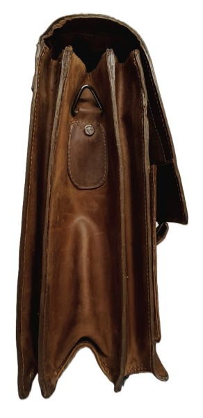 Große Aktentasche HEDIN aus Weideland-Leder - mit leichten Gebrauchsspuren Große Aktentasche HEDIN aus Weideland-Leder - mit leichten Gebrauchsspuren