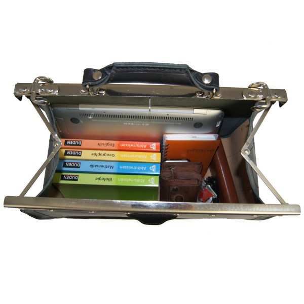 Doktortasche Bingen aus schwarzem Bio-Leder Doktortasche Bingen aus schwarzem Bio-Leder